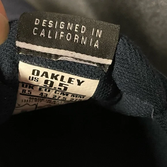 Oakley Blue Canvas Sneakers Like New - Picture 12 of 13